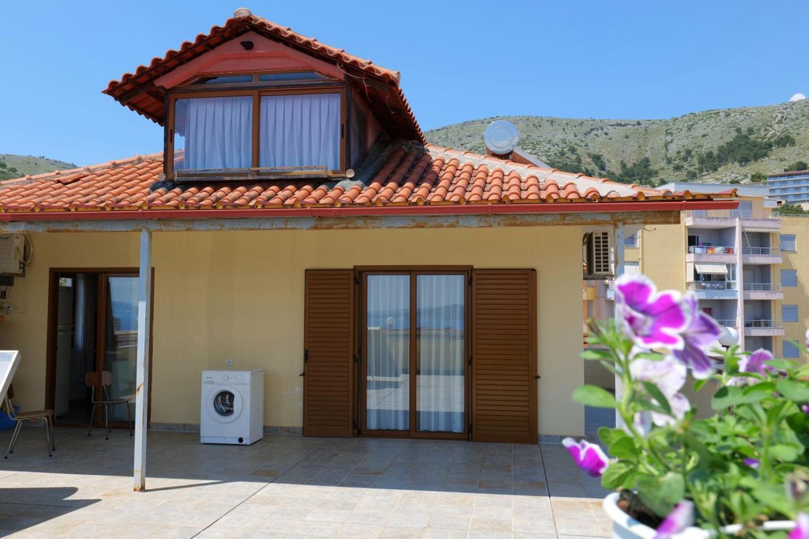 Hotel Eden Sarande Exterior photo