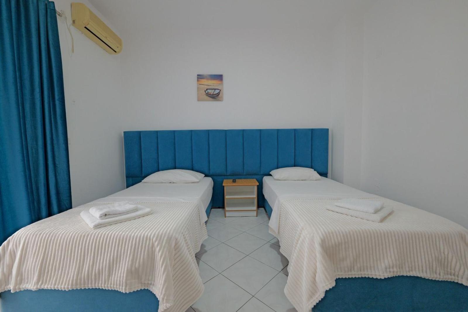 Hotel Eden Sarande Exterior photo