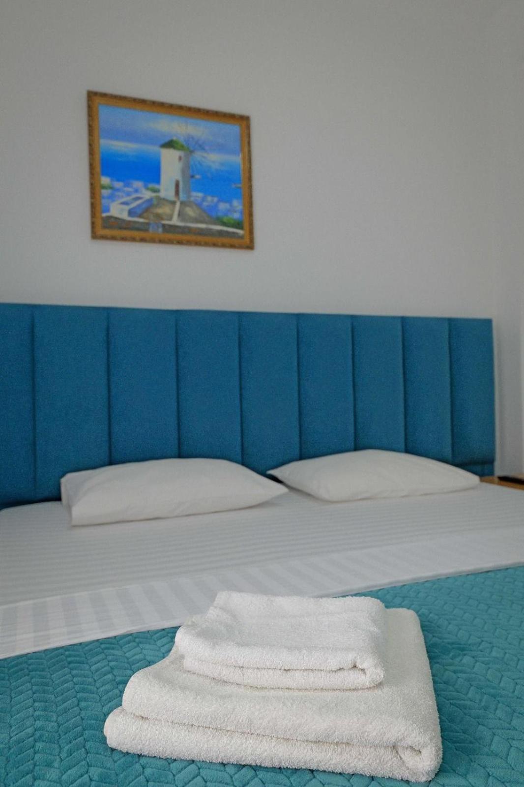 Hotel Eden Sarande Exterior photo